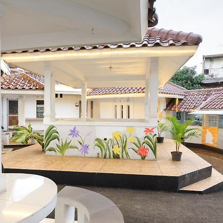 Reddoorz Syariah Near Taman Air Mancur Bogor Hotell Eksteriør bilde